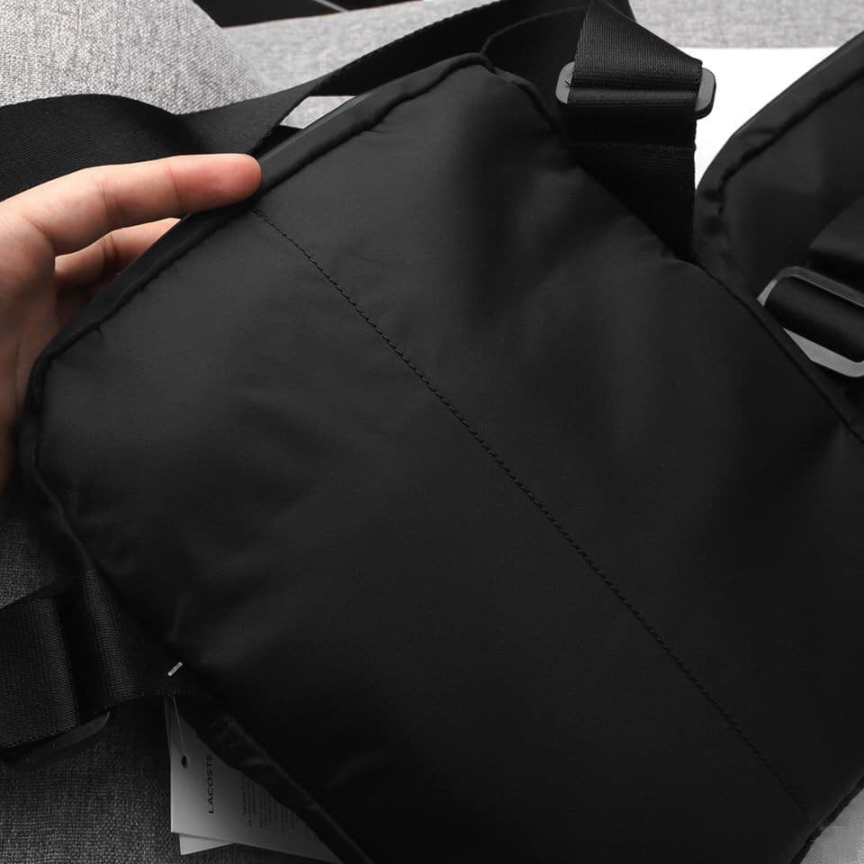 Túi chéo Lacoste Vuông Crossover | BigBuy360 - bigbuy360.vn