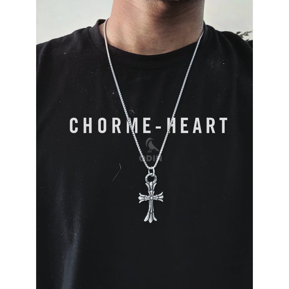 Dây chuyền Thánh Giá Chorme Hearts Titan KHÔNG GỈ