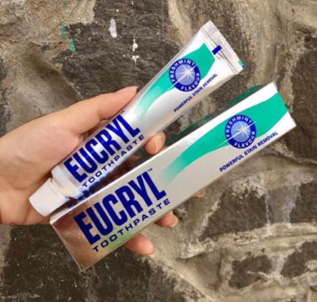 Kem Đánh Răng Làm Trắng Răng EUCRYL  Freshmint Toothpaste 50ml - Anh Quốc