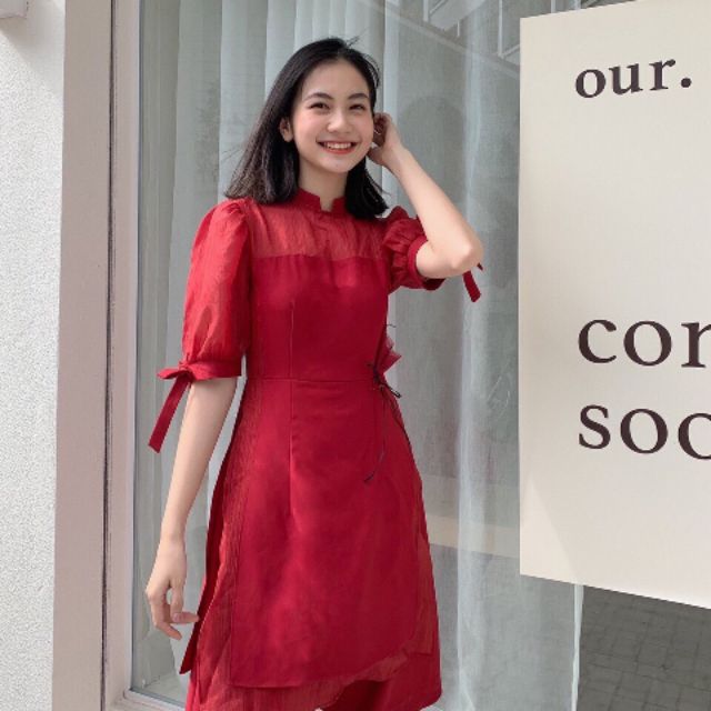 Áo dài cách tân đỏ phối voan mặc tết siêu xinh kèm ảnh thật shop chụp
