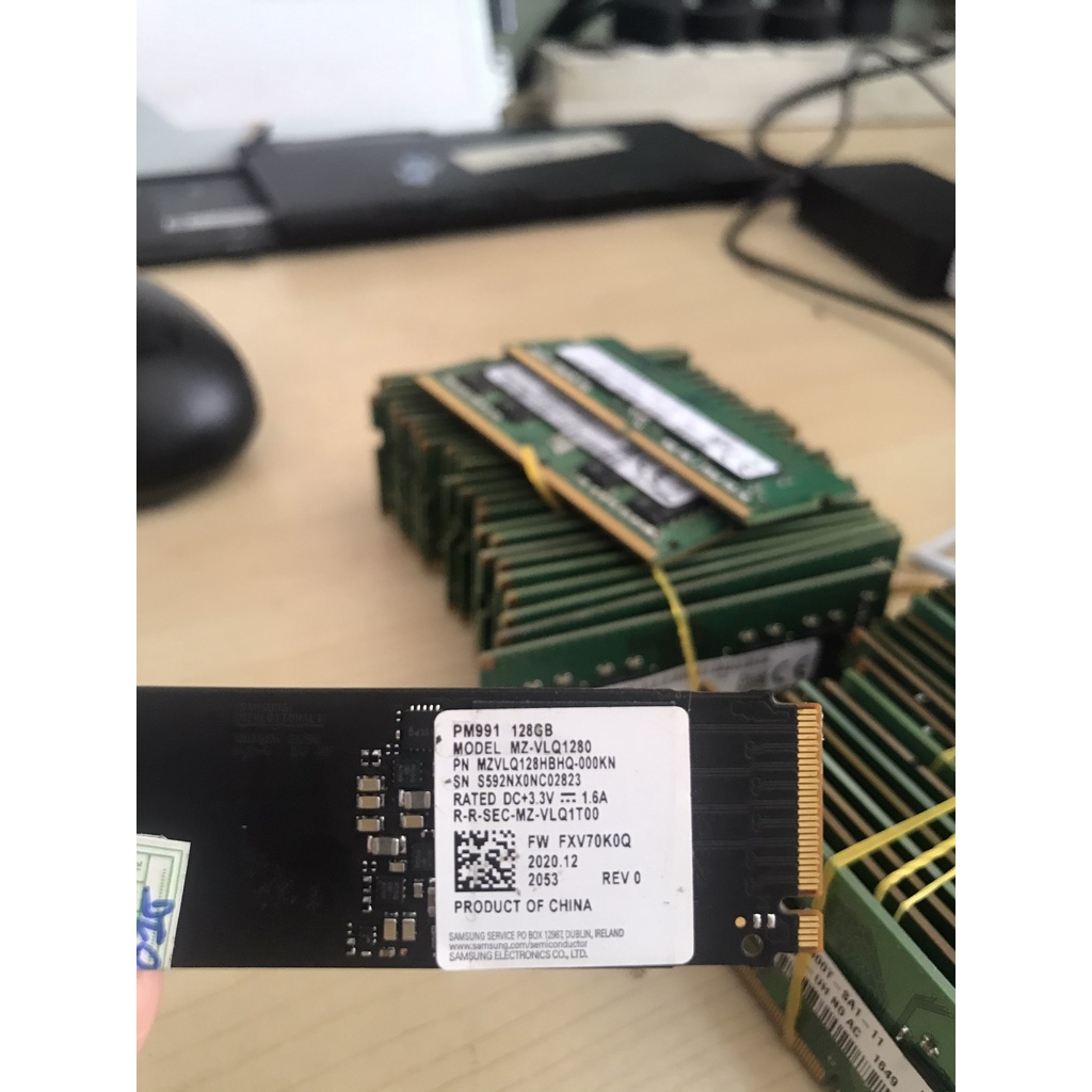 Ổ Cứng SSD Samsung PM991 128GB M2 2280 PCIe NVMe Gen 3×4 MZVLQ128HBHQ Hàng Tháo Máy Zin Mới 99% BH 1 Tháng 1 Đổi 1 | BigBuy360 - bigbuy360.vn