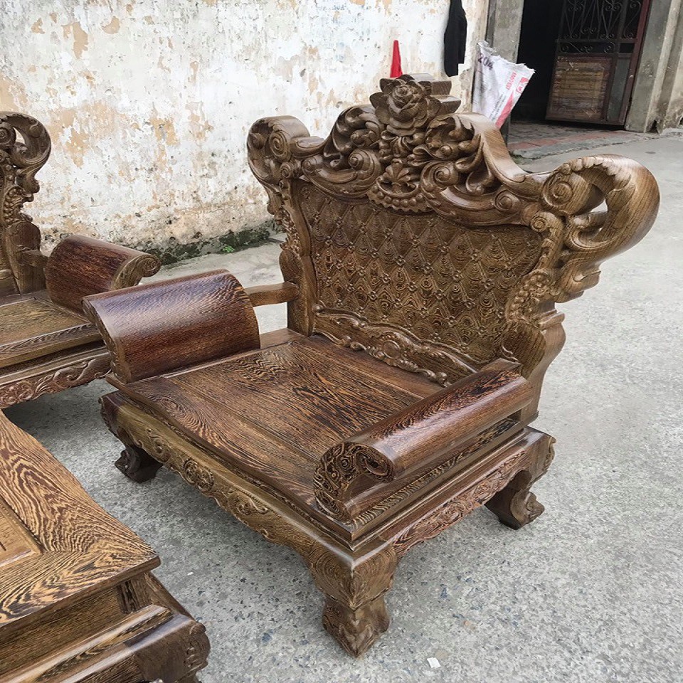 Bộ bàn ghế Louis Hoàng Gia gỗ Mun Đuôi Công