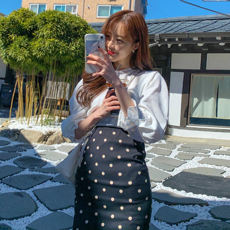 (ORDER) Chân váy vintage MORAN Hàn Quốc chấm bi xòe dài đuôi cá ôm (NEW ARRIVALS 2020) | BigBuy360 - bigbuy360.vn