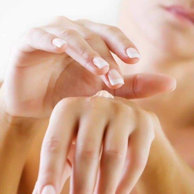 Kem Dưỡng Da Tay Và Móng VASELINE Thái Chính Hãng