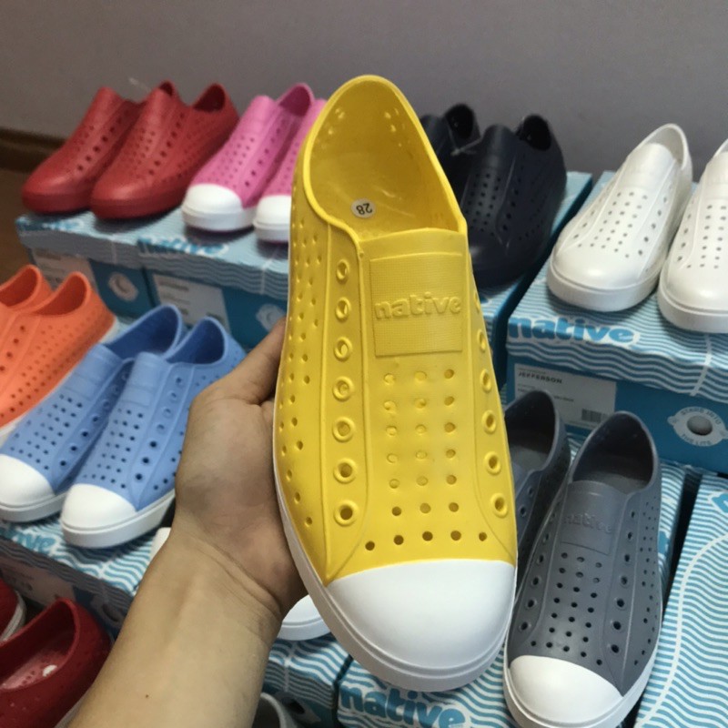Giày nhựa trẻ em đi mưa, đi biển WNC NATIVE