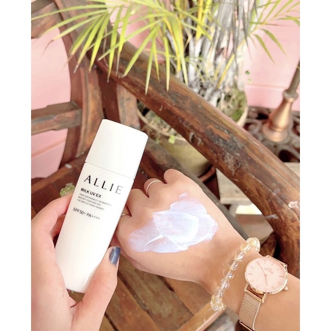 Kem chống nắng Allie Kanebo Milk UV EX 60ml