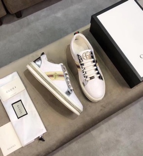 Giày nam Gucci