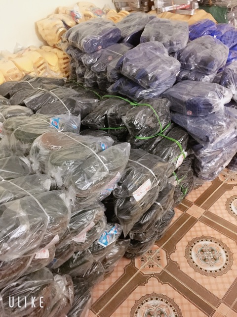 Dép lỗ nhựa VIP,hàng Việtnam:36,37,38-30-40,41-42,43-44