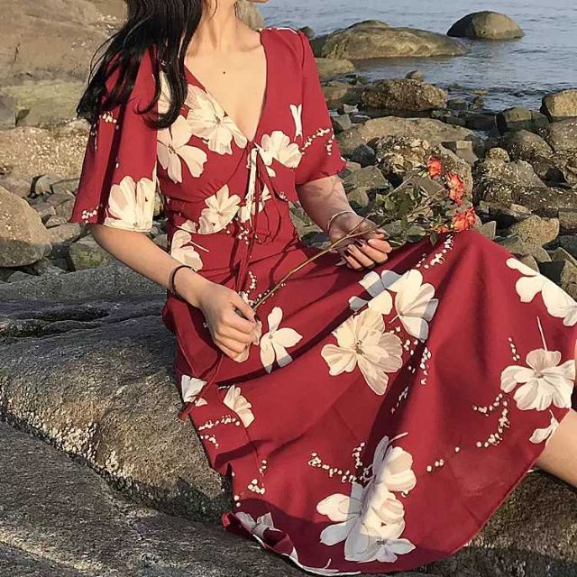 21012_Đầm dáng dài cổ V ngực bèo