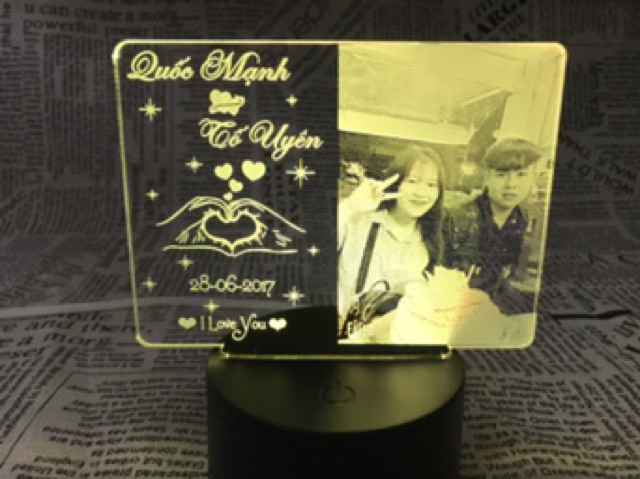 Đèn ngủ led 3d Khung chữ nhật khắc hình ảnh quà tặng theo yêu cầu