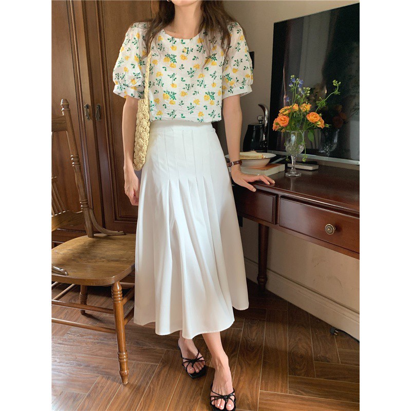 Set Áo Tay Phồng Cổ Tròn Màu Trơn + Chân Váy Dài Lưng Cao Xếp Ly Phong Cách Hàn Quốc Mới 44050