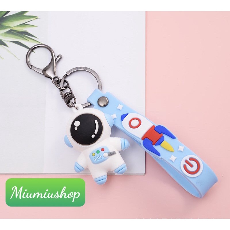 Móc Khóa Epoxy Hình Phi Hành Gia Hoạt Hình, Móc chìa khóa trang trí (quà tặng)