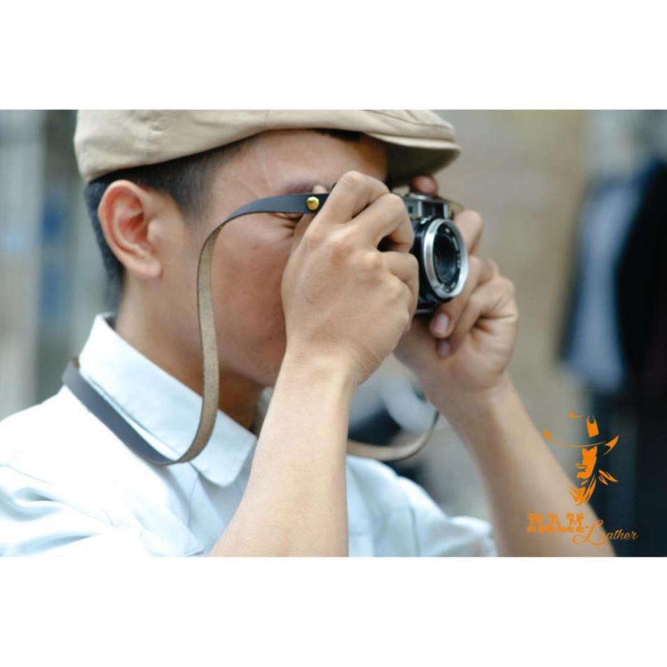 DÂY MÁY ẢNH FILM VÀ MIRROLESS DA BÒ ĐEN MỘC MẠC – RAM A2 BLACK *