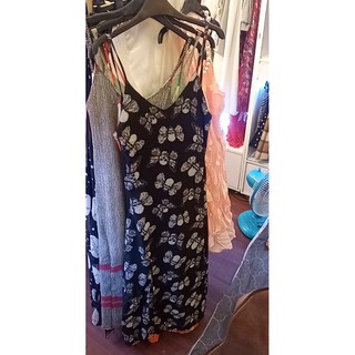 Đầm maxi đi biển
