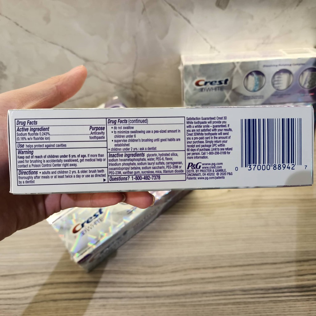 Kem đánh răng Crest 3D White 116g
