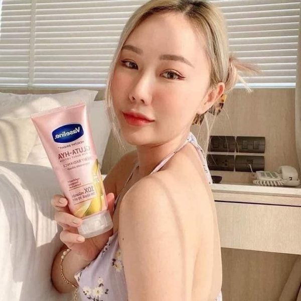 Sữa dưỡng thể trắng da Vaseline Healthy Bright Gluta HYA Serum Burst Lotion 10X