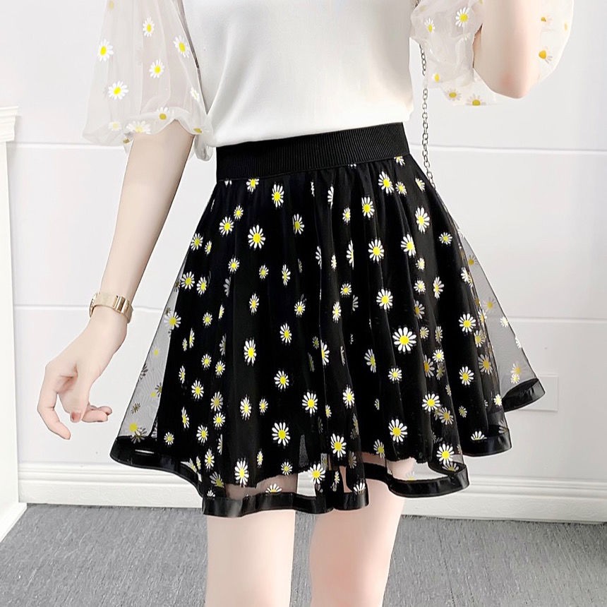 2021 Girls Short Skirt Korean Fashion Trend Sweet Little Daisy Puffy A-line All-match Western Skirt<