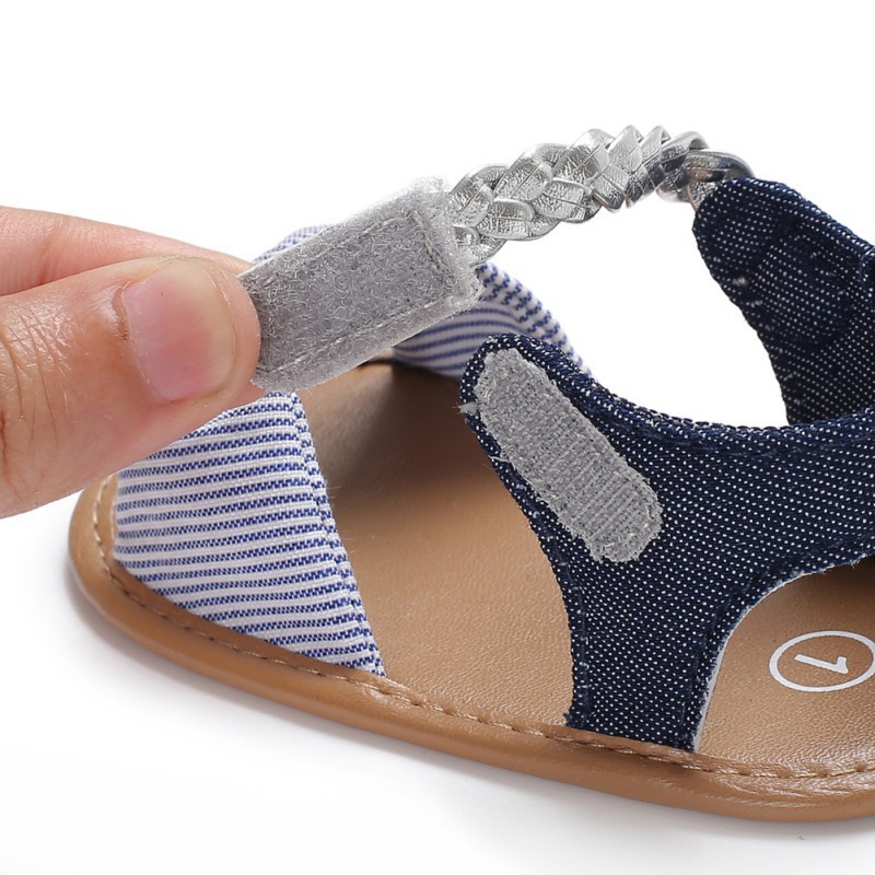 Giày sandals quai nơ kẻ sọc dễ thương cho bé