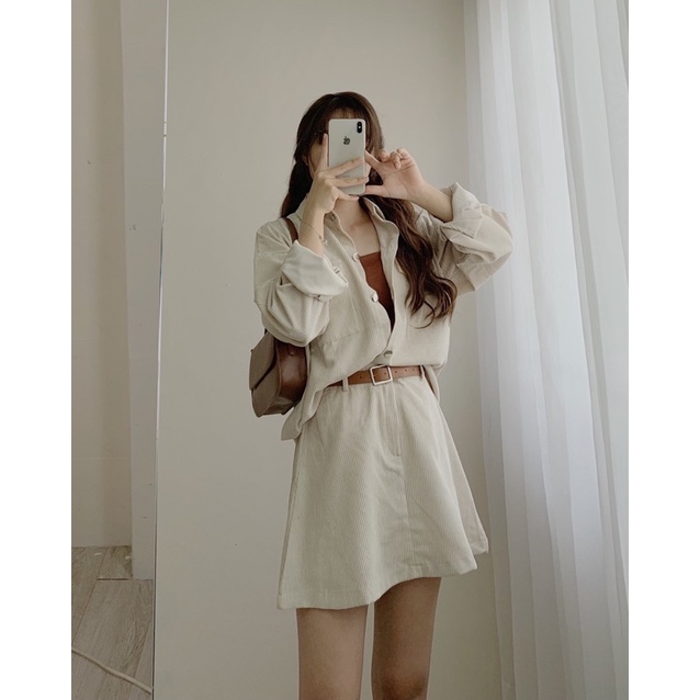 Set áo sơ mi nhung gân cúc nhôm form rộng 532 kèm váy chữ A cạp chun sau