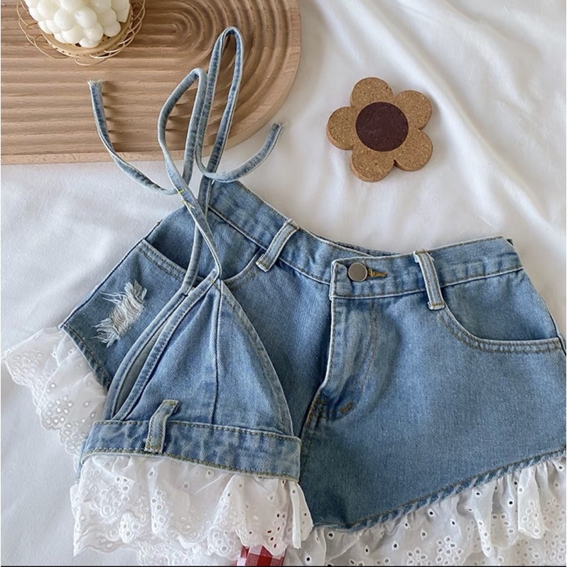 Set đồ đi biển áo yếm hở lưng Jean và quần jean ren