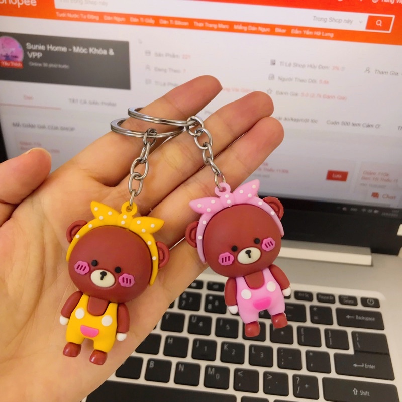 Móc Khoá Bé Gấu Đeo Bờm
