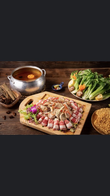 Nồi lẩu dáng tròn dáng đồng quê