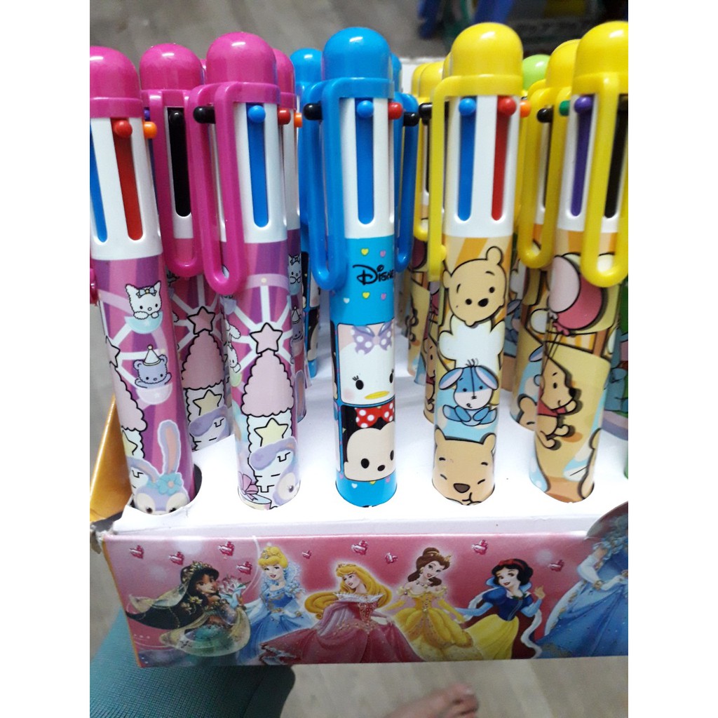 Bút bi nhiều mầu .