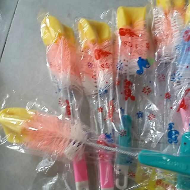Dụng cụ súc bình sữa