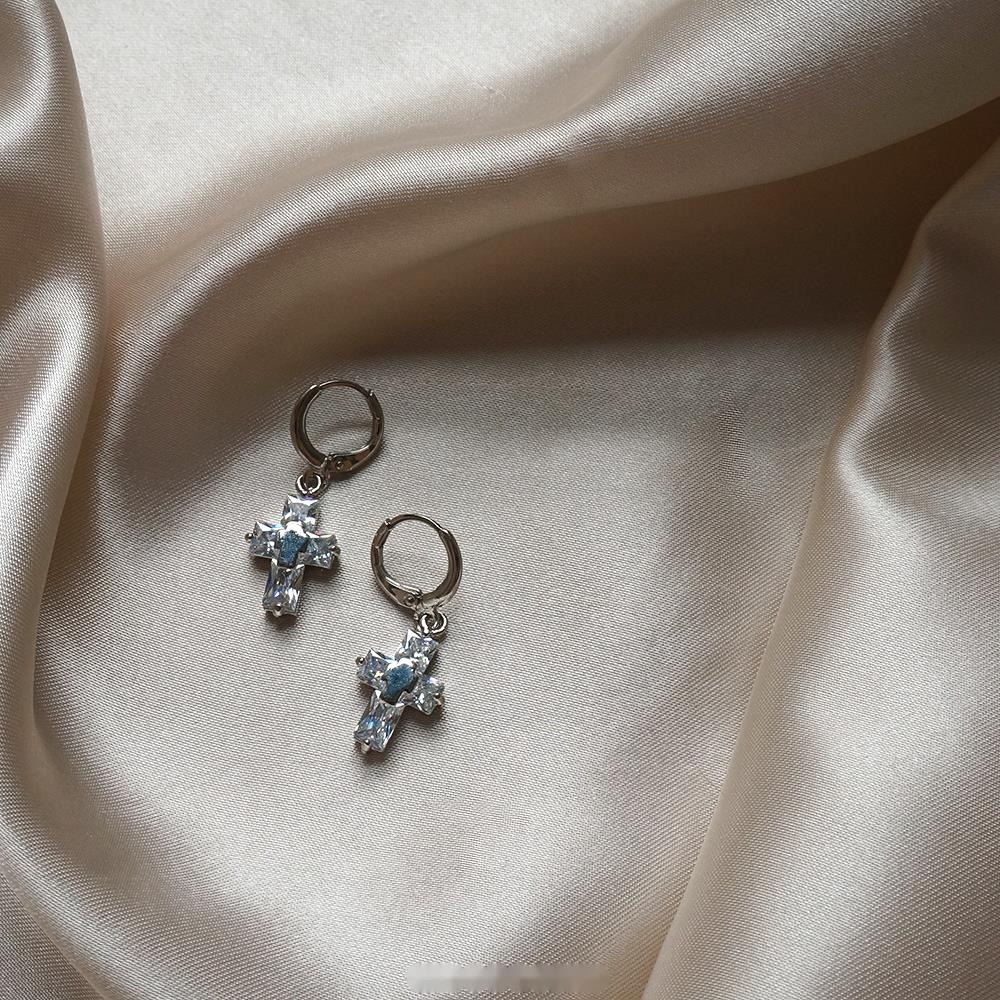 Khuyên Tai Hình Thánh Giá Đính Đá Zircon Tinh Xảo Phong Cách Hip Hop Thời Trang Cho Nam Và Nữ