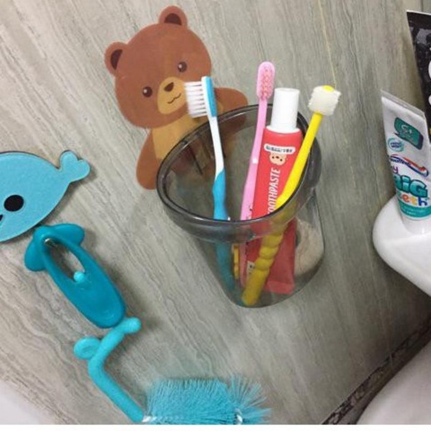 Cốc đựng bàn chải ly dán tường đa năng cốc gấu đựng bàn chải tiện lợi dễ thương DANA