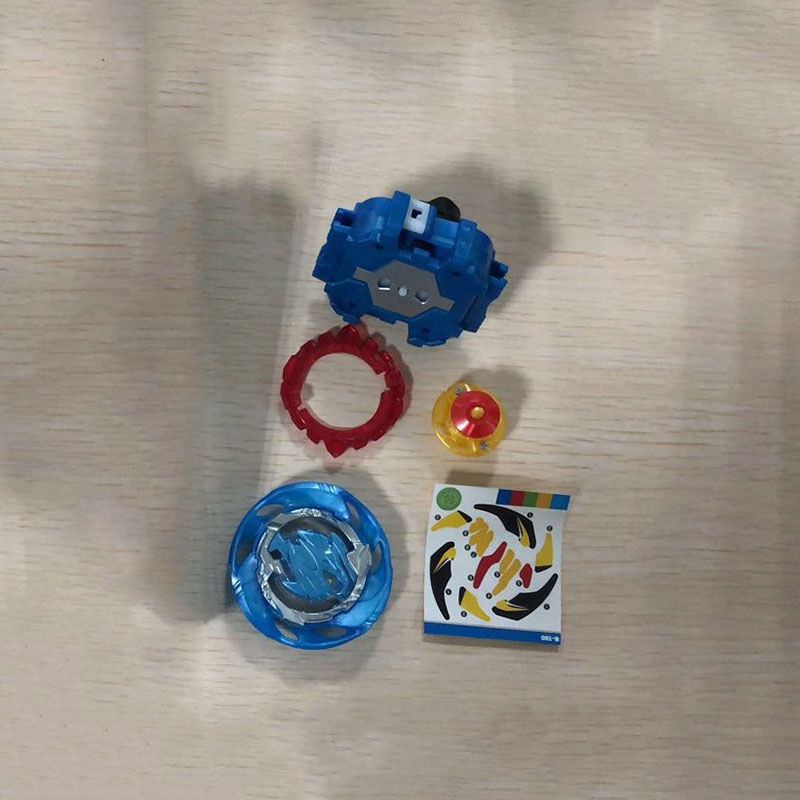 Con Quay Đồ Chơi beyblade b-130 starter air knight w / ripcord string Không Có Đồ Chơi Mới
