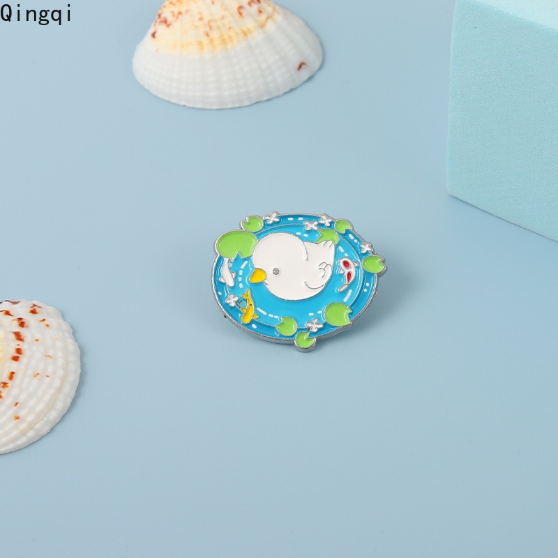 Ghim cài áo Miss Zoe hình vịt con đang bơi dễ thương đáng yêu