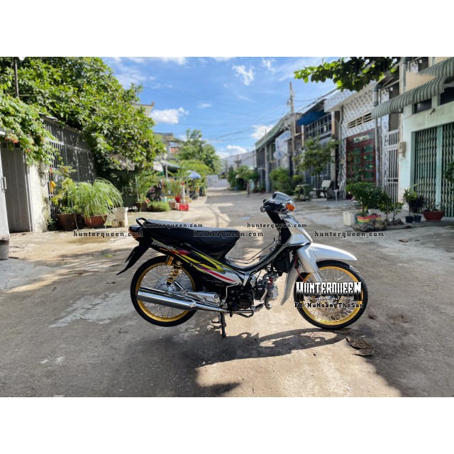 Tem rời WAVE S110 móc câu. Xe đen bạc đơn giản. Decal bền đẹp không phai màu