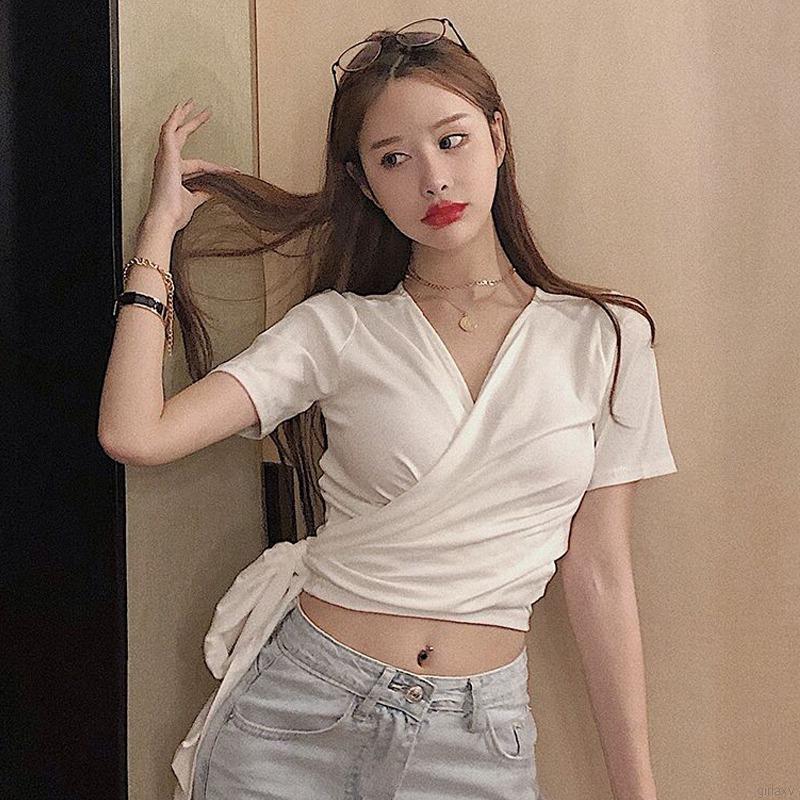 Áo croptop ngắn tay cổ V hở lưng quyến rũ phong cách Hàn Quốc