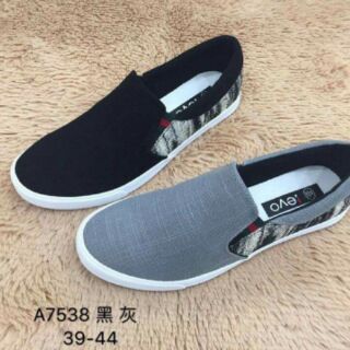 Giày Slip on Ievo