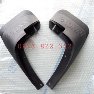 Chắn bùn bánh Innova