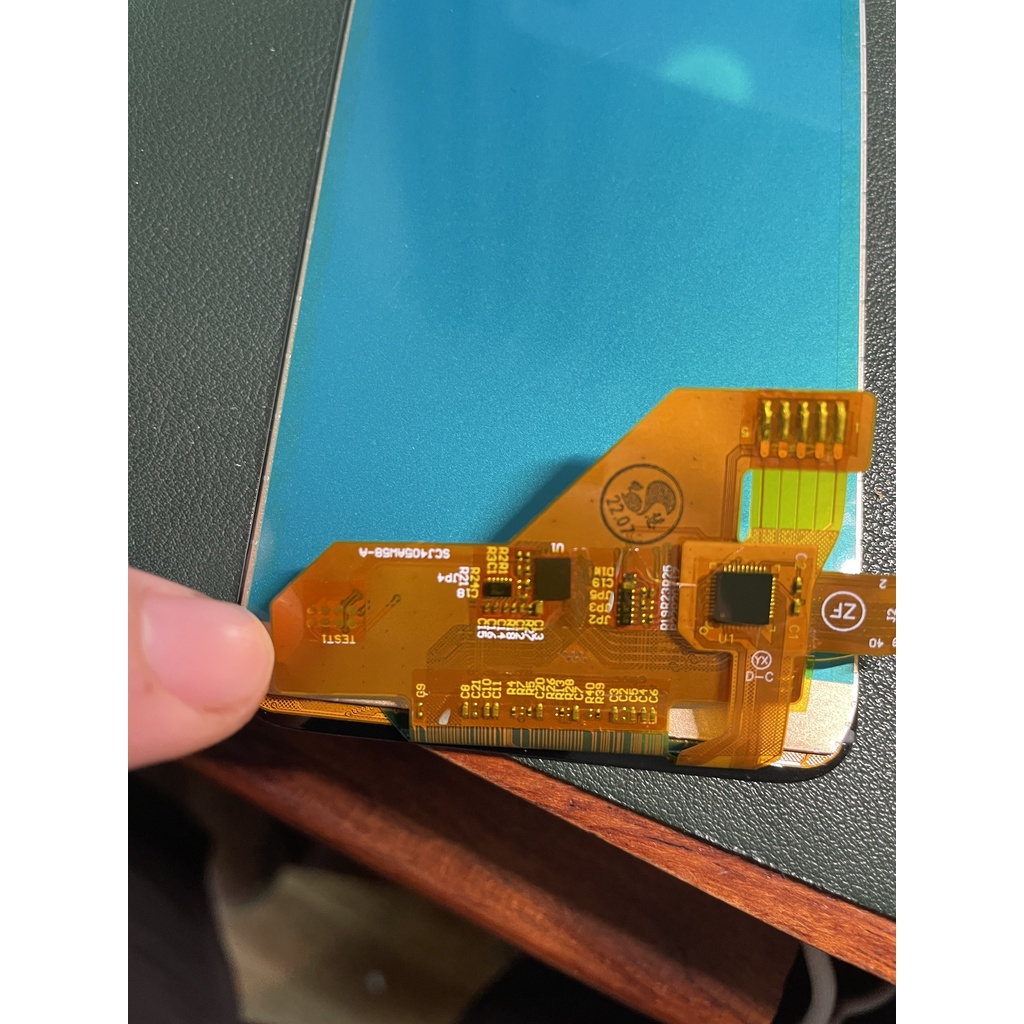 Màn Hình Samsung A40S tặng Kèm Bộ Sửa 8 Trong 1 Và Keo Dán Màn