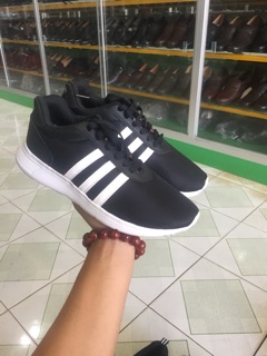 Giầy thể thao adidas đen