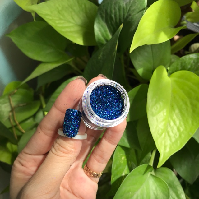 NHỦ RẮC MÓNG