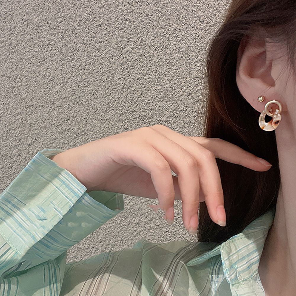 Khuyên Tai Tròn Bằng Hợp Kim Acrylic Nhiều Màu Tinh Tế Thời Trang Hàn Quốc Cho Nữ