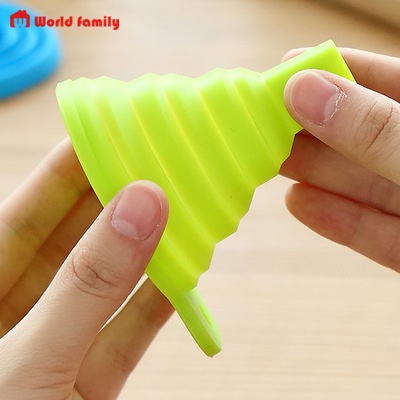 Phễu silicone rót chất lỏng như rượu, nước mắn, mật ong vv gập được