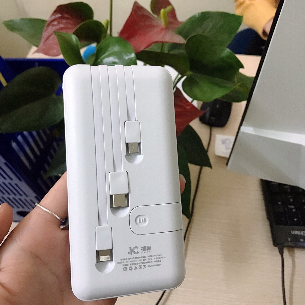 Sạc dự phòng 10000mah có Led kèm sạc không dây báo Pin tích sẵn 3 cổng sạc Lighting Micro USB TypeC và 1 cổng USB