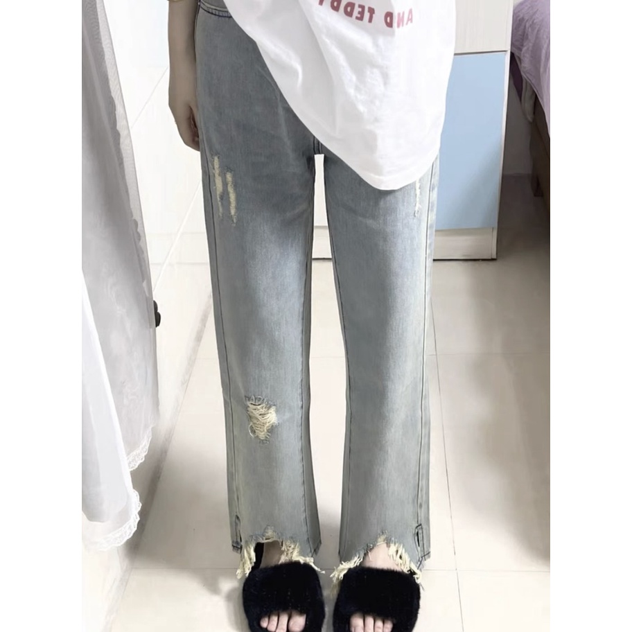 Quần jeans nữ ống loe nhẹ, rách gấu màu xanh nhạt phong cách cá tính Hàn Quốc- kèm ảnh thật
