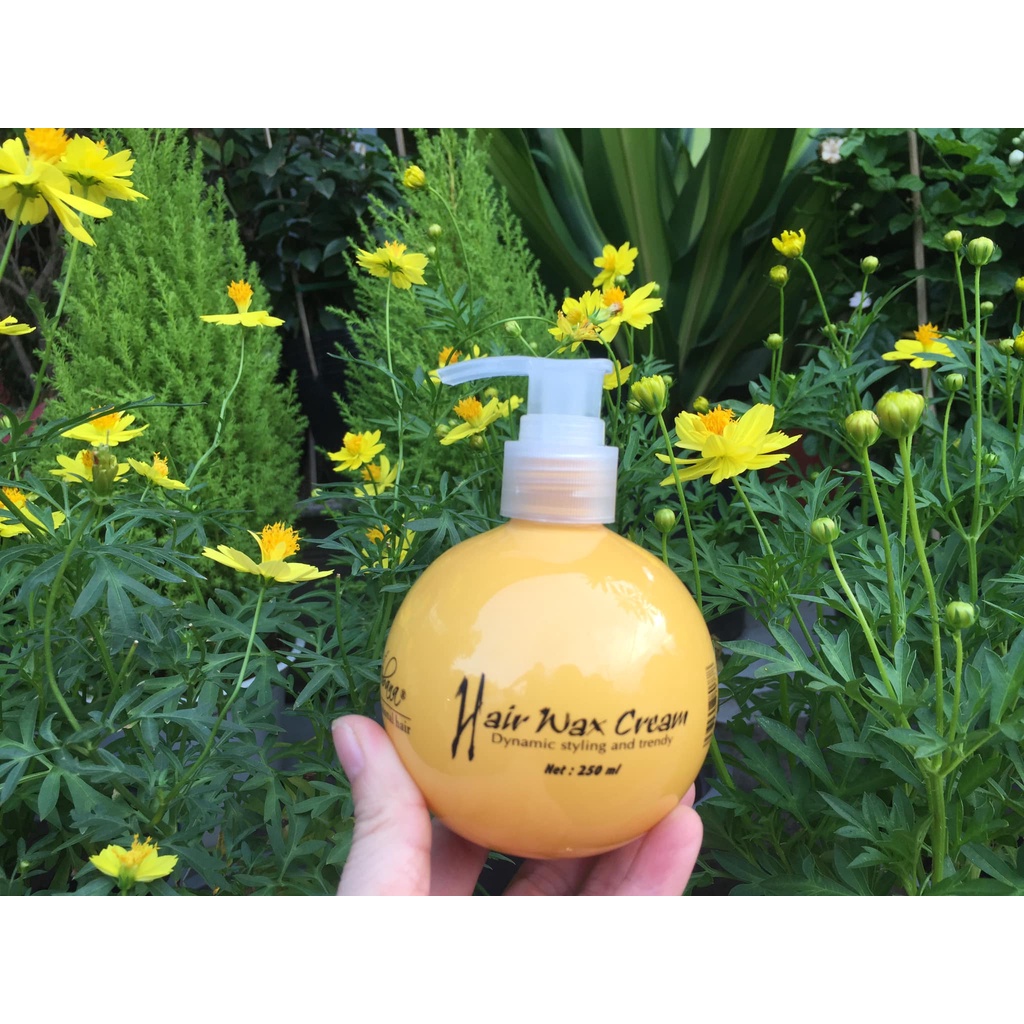 Gel vuốt tóc nữ NOBANA LK 200ml, giữ nếp tóc bóp tóc xoăn dạng gel có vòi xịt dễ xài, hương thơm nhẹ sang trọng