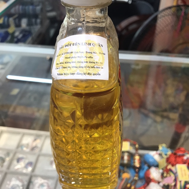 Dầu đèn Cát Tường can 1lit Vàng