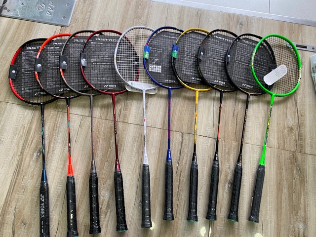 1 Chiếc Vợt Cầu Lông Yonex 100% Khung Crom Siêu Bền Đẹp tặng ngay một quấn cáng vợt cao cấp Joto