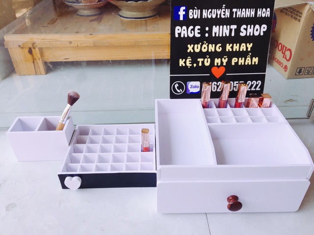 Combo 3 món kệ mỹ phẩm khay son 30 ô và lọ đựng cọ 2 ngăn