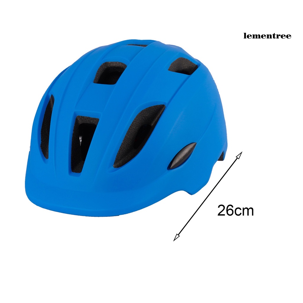 Mũ bảo hiểm siêu nhẹ thoáng khí cho bé khi trượt ván