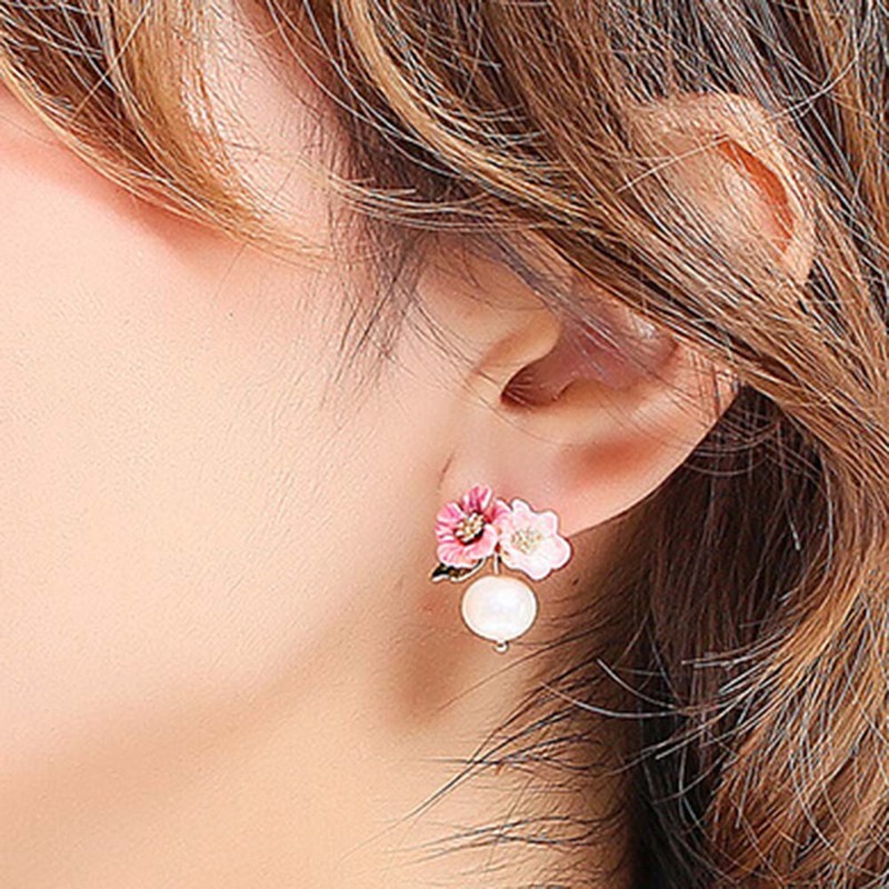 Bông tai mặt hình bông hoa đính đá và ngọc trai thanh lịch cho nữ