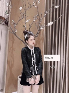 Áo dạ tweed đen phối viền trắng